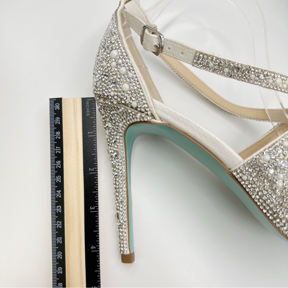Betsey Johnson Women's Sage Jeweled Rhinestone Bling White Heels Pumps Shoes 8.5 - Picture 13 of 14